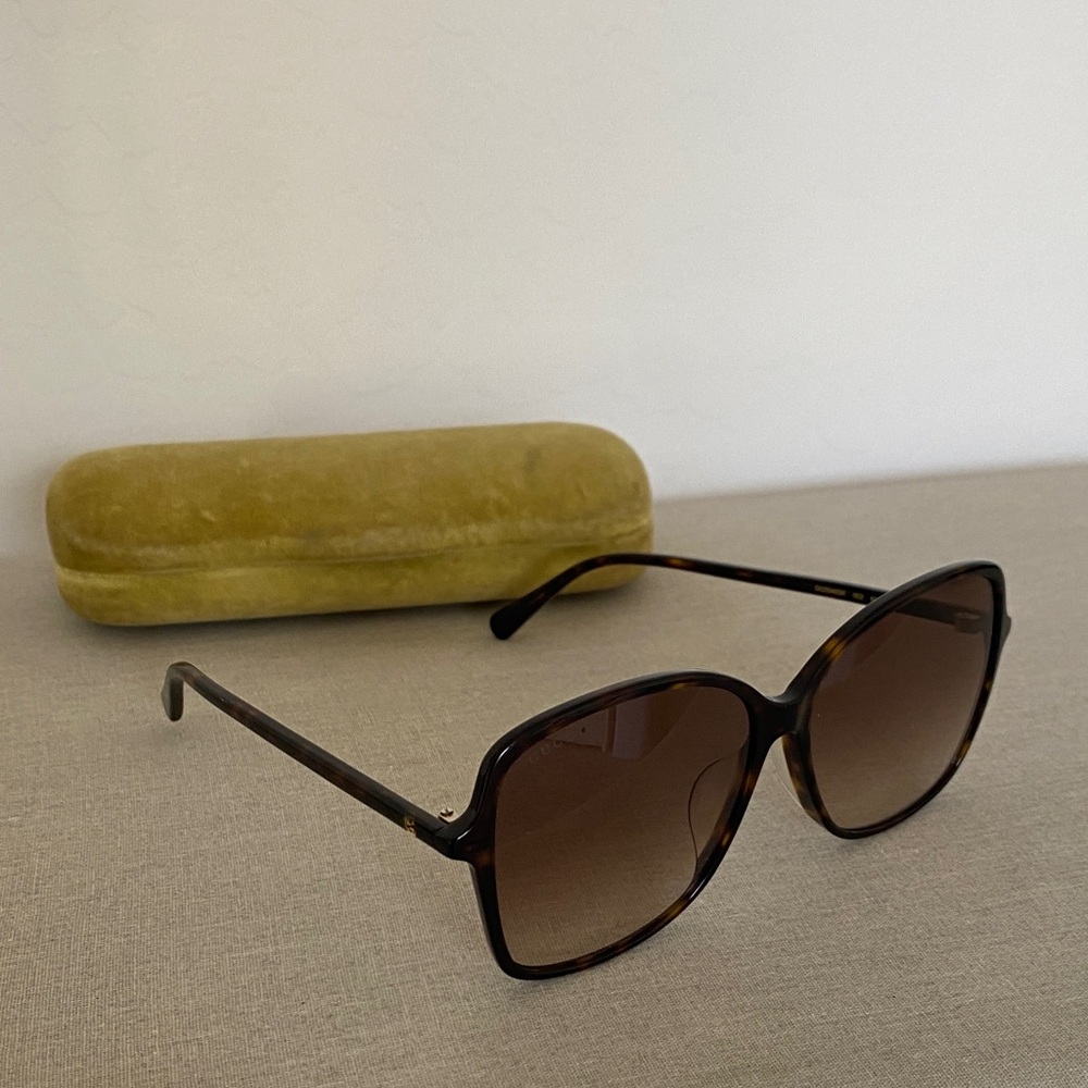 Gucci Tortoiseshell Frame Brown Gradient Lens Sunglasses - Picture 2 of 5